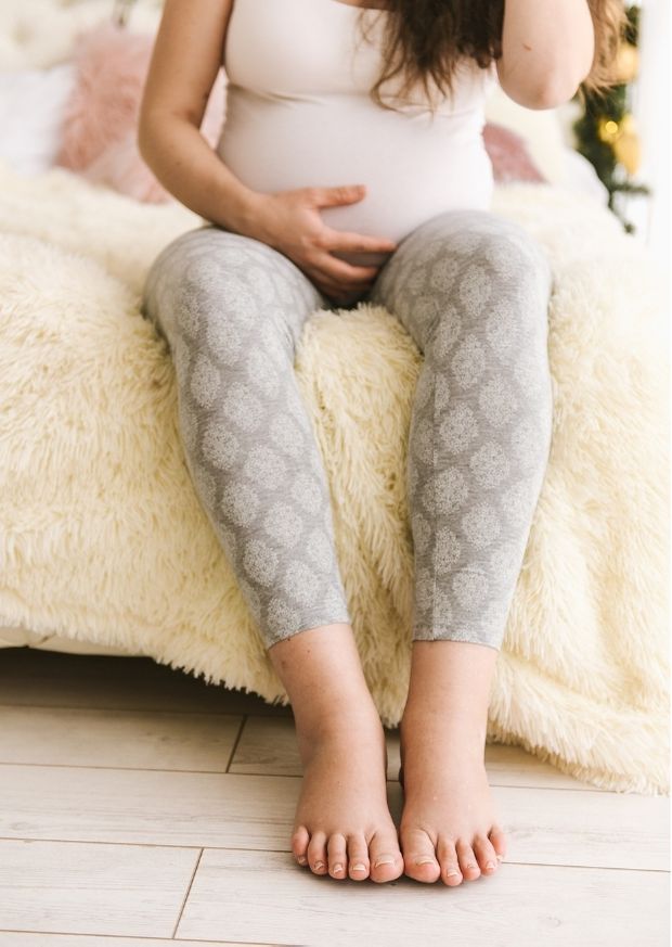 Typisch: Geschwollene Füße in der Schwangerschaft